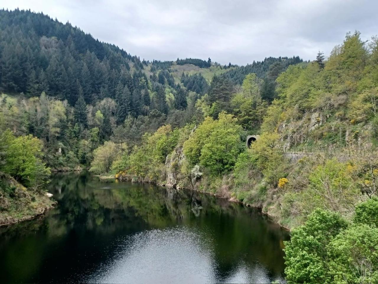 Comme A La Maison Pres De La Dolce Via Saint-Fortunat-sur-Eyrieux المظهر الخارجي الصورة
